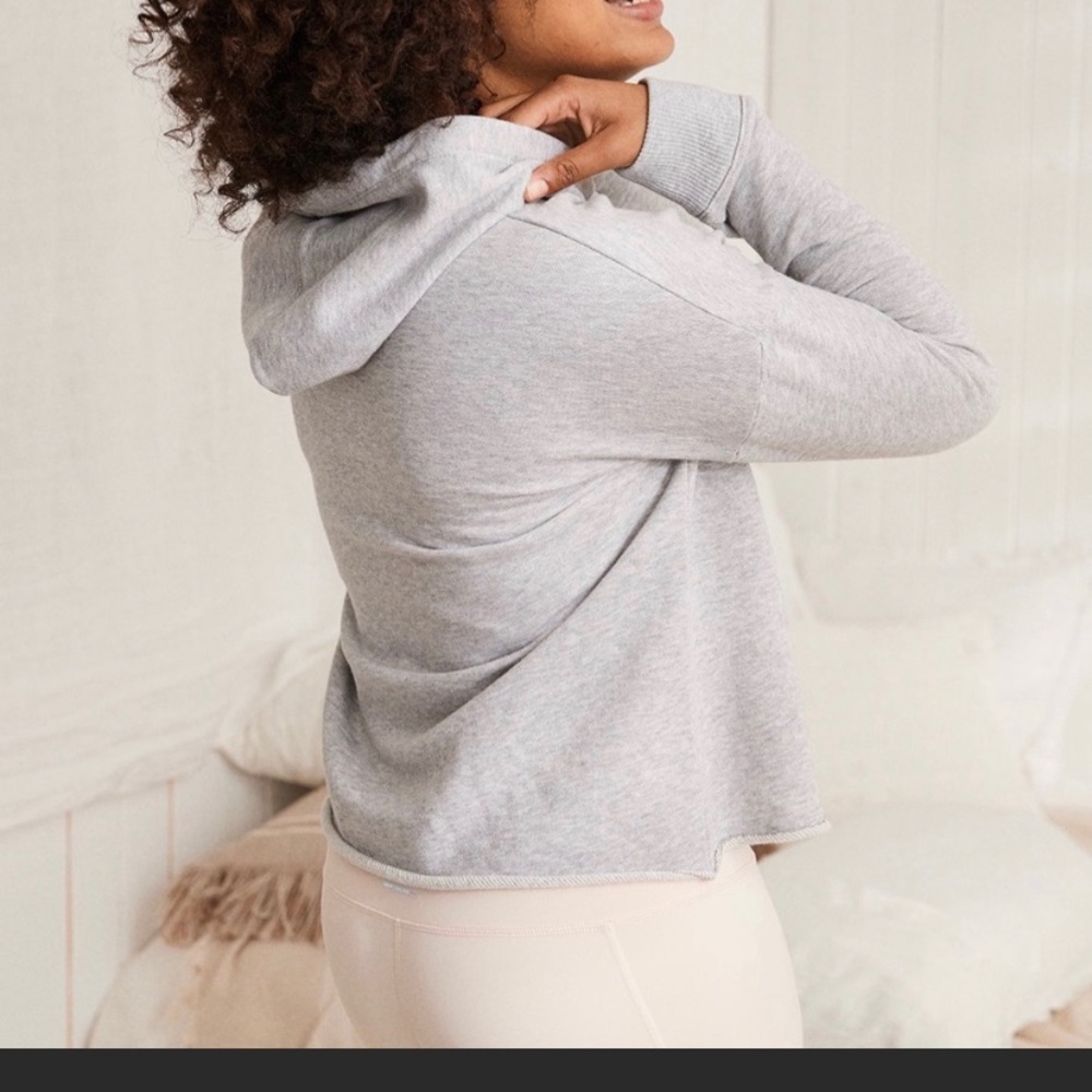 Aerie gray sweatshirt